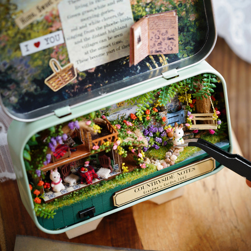 Miniature Tin Box Theatre "Countryside Notes" - Miniature Owl