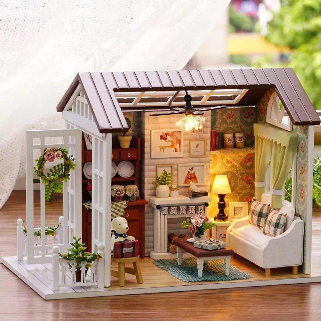 Miniature Dollhouse Sebastian Collection "Sebastian's Country Home" - Miniature Owl