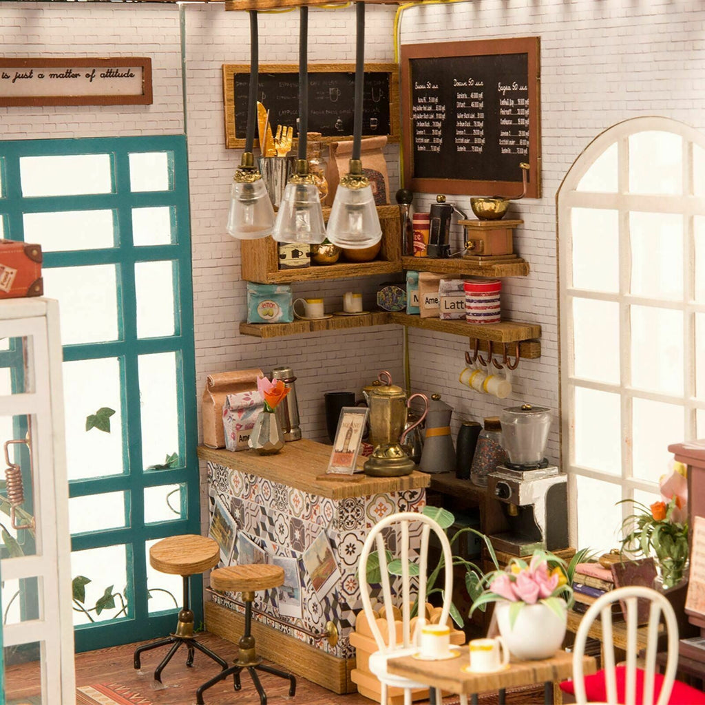 Miniature Dollhouse Coffee Shop "Simon's Coffee"